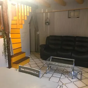 Hébergement de vacances P'tite House